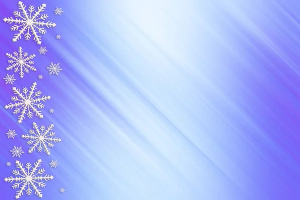 冬季蓝色淡紫色饱和明亮的梯度背景与随机雪花横向和对角线光条纹 圣诞节 新年贺卡 带有复印空间 可用于网站 小册子 印刷和设计 漂亮的入场卡 — 图库照片