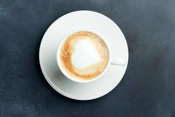 Becher Cappuccino Vorhanden Zeichnung Form Eines Herzens Blick Von Oben — Stockfoto