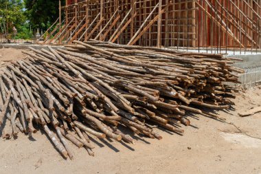 Eucalyptus wood used to support labours and material in the construction,  eucalyptus wood used to support labours and material in the construction.