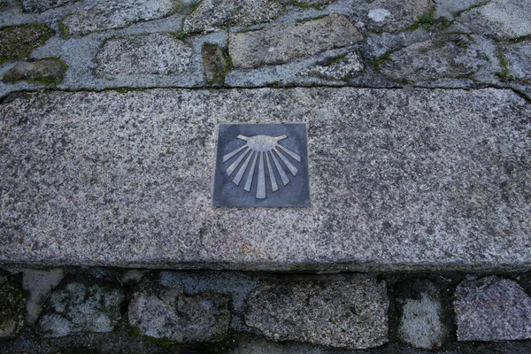 Figure Scallop Indicates Route Portuguese Camino Santiago Streets Tui — Stock Photo, Image