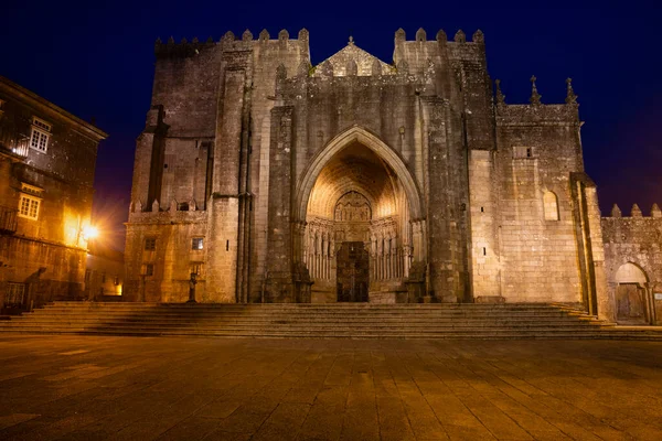 Façade Cathédrale Tui Nuit — Photo