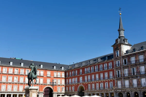 Plaza Mayor Madrid Statue Philip Iii Clear Blue Sky Main — Foto de Stock