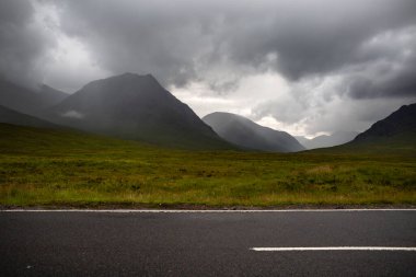 Glen Coe İskoçya 'da Glen Etive manzarası