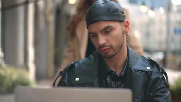 Absorbed Gay Man Surfing Internet Laptop Woman Closing Eyes Hands — Stock Video