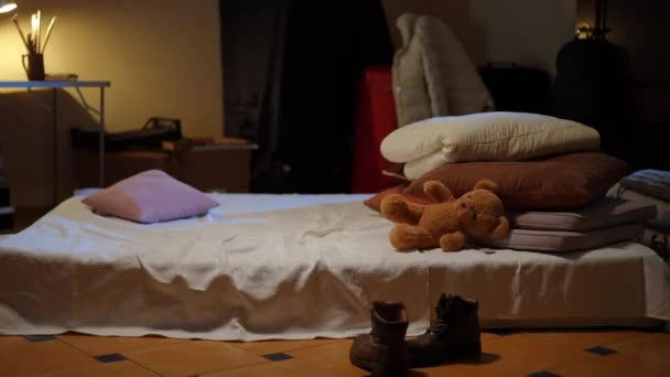 Bomb Shelter Mattress Bedding Toy Suitcases Background Indoors Safe Place — Stock videók