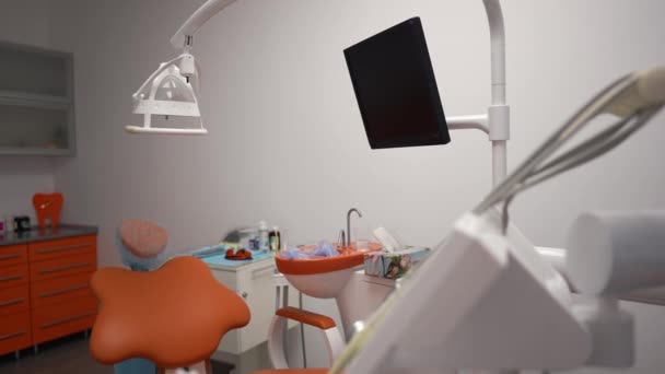 Live Camera Panning Left Right Dentist Office Hospital Empty Room — Stock videók