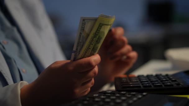 Hands Unrecognizable Woman Counting Income Cash Palm Young Caucasian Successful — Vídeo de Stock
