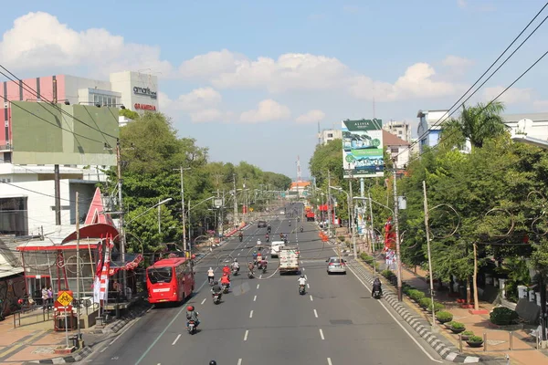 Indonesien Semarang August 2021 Straßenverhältnisse Großstädten Gibt Verschiedene Arten Von — Stockfoto