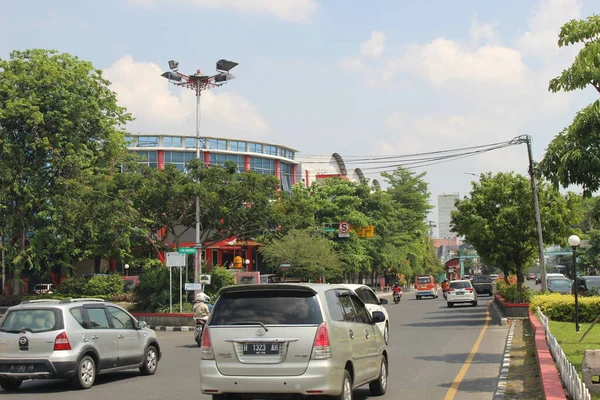 Condição Das Ruas Cidade Semarang Que Está Lotada Veículos — Fotografia de Stock