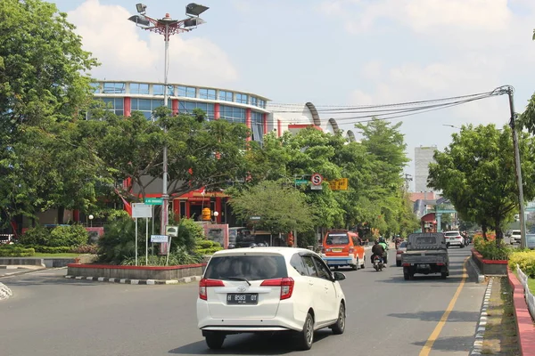 Condição Das Ruas Cidade Semarang Que Está Lotada Veículos — Fotografia de Stock