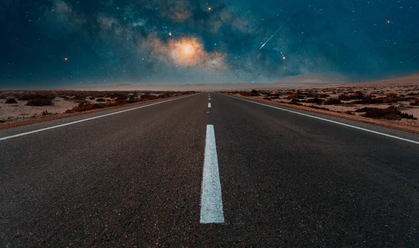 Weg Woestijn Nachts — Stockfoto