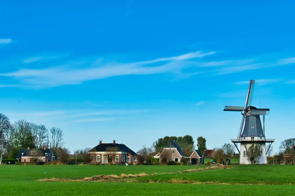 Vedere Frazione Klein Wetsinge Provincia Groningen Paesi Bassi Con Mulino — Foto Stock