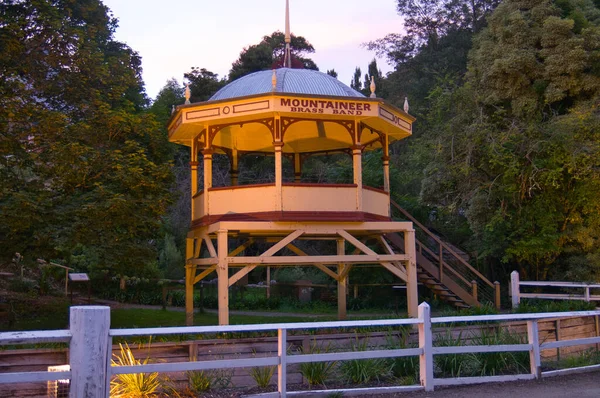 Traditioneller Hölzerner Musikpavillon Abend Der Ehemaligen Goldgräberstadt Walhalla Victoria Australien — Stockfoto