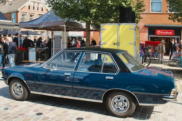 Carro Vintage Opel Commodore Automático Uma Mostra Carro Clássico Uithuizen — Fotografia de Stock