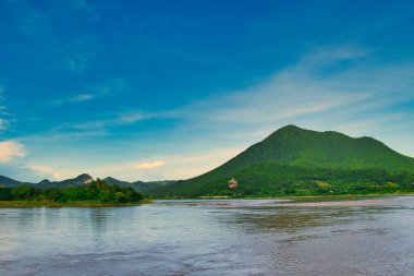 The fast flowing Mekong River, the border between Thailand and Laos, at Chiang Khan, province of Loei, Thailand