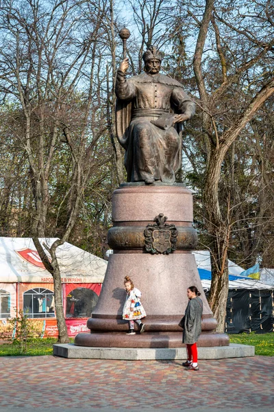 Poltava Ukraina April 2022 Gatuliv Poltava Stad Den Ryska Invasionen — Stockfoto