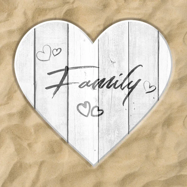 Struttura Legno Cuore Famiglia Sulla Sabbia — Foto Stock