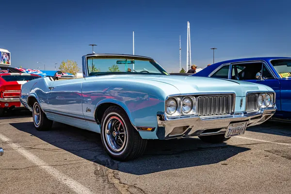 Reno Αυγούστου 2021 1970 Oldsmobile Cutlass Μετατρέψιμο Τοπική Έκθεση Αυτοκινήτων — Φωτογραφία Αρχείου