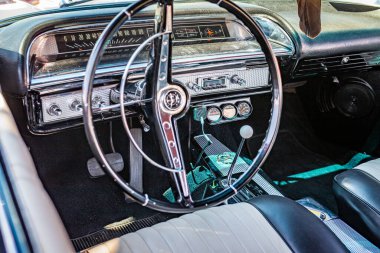 Reno, NV - 4 Ağustos 2021: 1963 Chevrolet Impala SS Hardtop Coupe Yerel bir araba fuarında.
