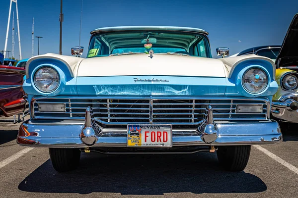Reno August 2021 1957 Ford Fairlane 500 Skyliner Retractable Hardtop — 스톡 사진
