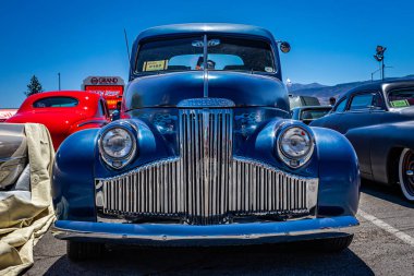 Reno, NV - 5 Ağustos 2021 Studebaker M5 kamyonet yerel bir araba fuarında.