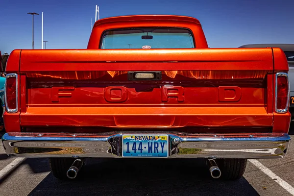 Reno Augustus 2021 1965 Ford F100 Pickup Truckat Een Lokale — Stockfoto