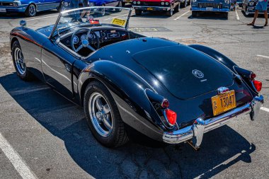 Reno, NV - 5 Ağustos 2021 MG MGA Roadster Spor Araba Yerel bir araba fuarında.