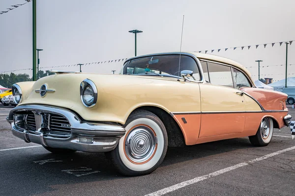Reno August 2021 1956 Oldsmobile Hardtop Coupe Local Car Show — 스톡 사진