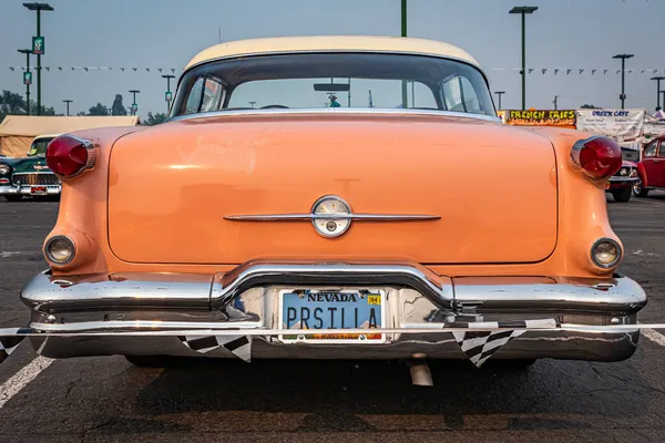 Reno Augusztus 2021 1956 Oldsmobile Hardtop Coupe Egy Helyi Autókiállításon — Stock Fotó