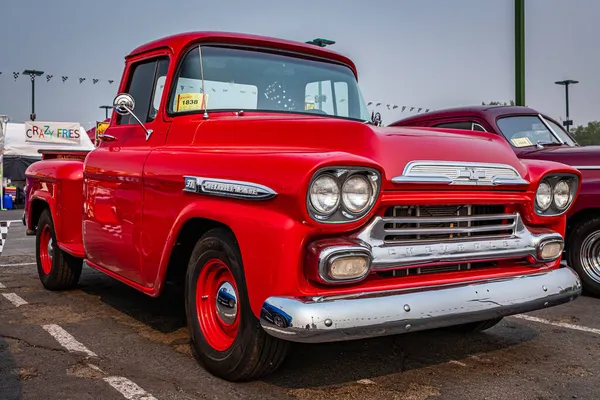 Reno Серпня 2021 1959 Chevrolet Apache Pickup Truck Місцевому Автосалоні — стокове фото