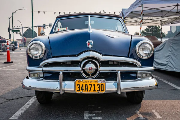 Рено Штат Невада Августа 2021 1950 Ford Custom Deluxe Convertible — стоковое фото