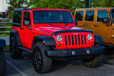 Pigeon Forge, TN - August 25, 2017: Lightly Modified Off Road Jeep Wrangler JK Rubicon Hardtop at a local enthusiast rally.