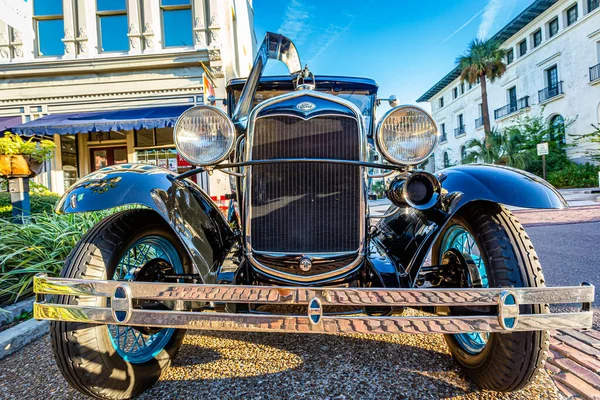 Fernandina Beach October 2014 Wide Angle Low Perspective Front View — Fotografia de Stock