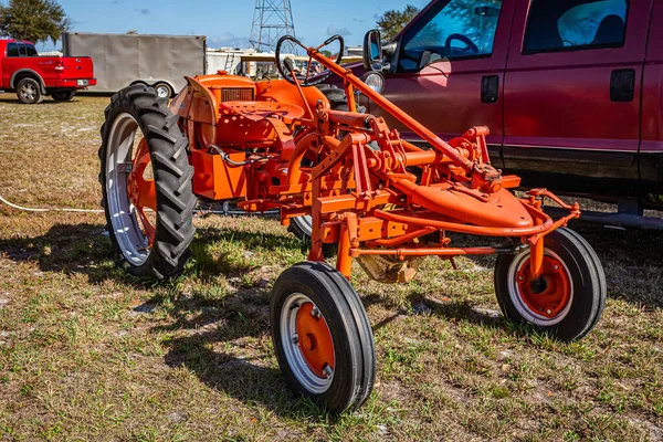 Fort Meade February 2022 1948 Allis Chalmers Model Local Tractor — Stock Photo, Image