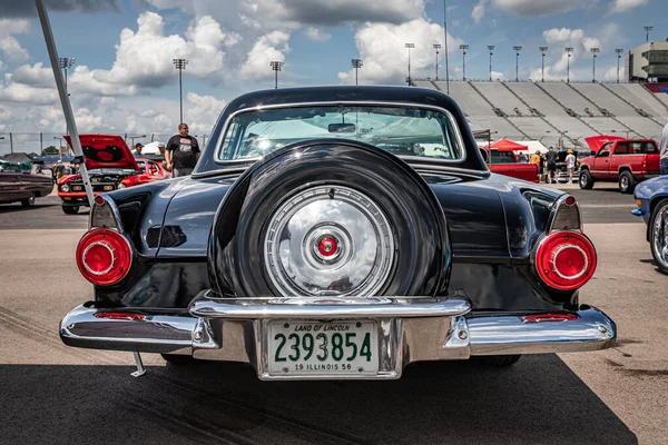Lebanon May 2022 Low Perspective Rear View 1956 Ford Thunderbird — 图库照片