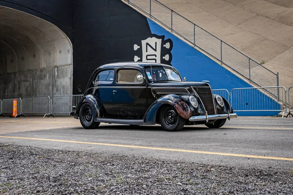 Lebanon May 2022 Wide Angle Front Corner View 1937 Ford — Stockfoto