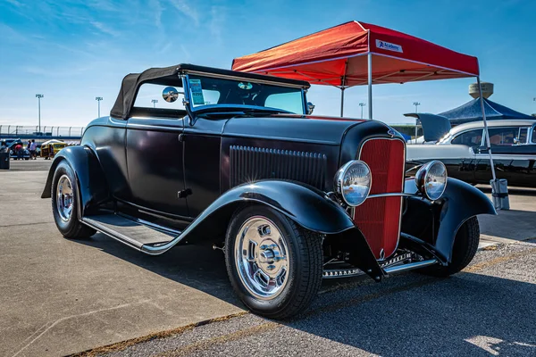 Lebanon May 2022 Low Perspective Front Corner View 1932 Ford — Stockfoto