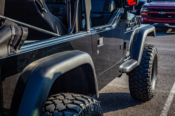 Pigeon Forge August 2017 Modified Road Jeep Wrangler Sport Local — Stock Photo, Image