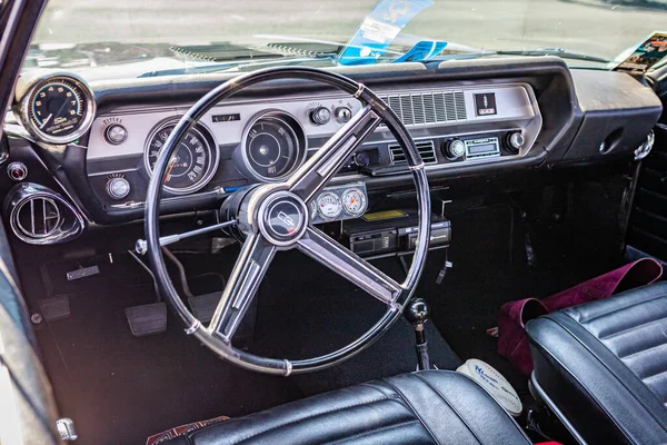 Lebanon May 2022 High Angle Front Interior View 1967 Oldsmobile — Stock Fotó