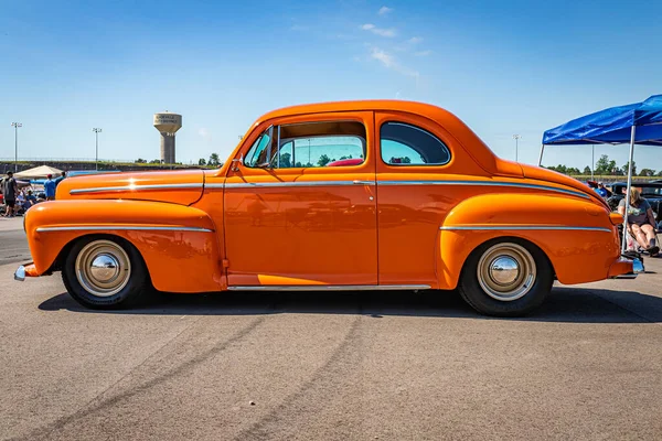 Lebanon May 2022 Low Perspective Side View 1946 Ford Super — ストック写真