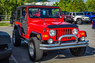 Pigeon Forge, TN - August 25, 2017: Modified Off Road Jeep Wrangler TJ Soft Top at a local enthusiast rally.