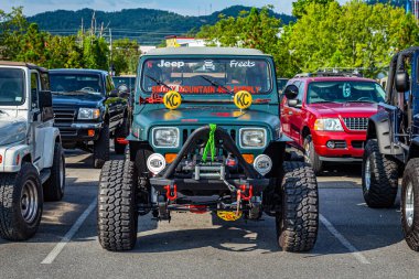 Pigeon Forge, TN - August 25, 2017: Modified Off Road Jeep Wrangler YJ Soft Top at a local enthusiast rally.