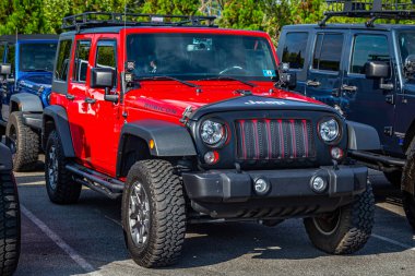 Pigeon Forge, TN - August 25, 2017: Modified Off Road Jeep Wrangler Rubicon Unlimited JK Hardtop at a local enthusiast rally.