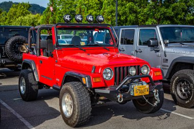 Pigeon Forge, TN - August 25, 2017: Modified Jeep Wrangler TJ Soft Top at a local enthusiast rally.