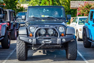 Pigeon Forge, TN - August 25, 2017: Modified Jeep Wrangler Rubicon Unlimited JK Hardtop at a local enthusiast rally.