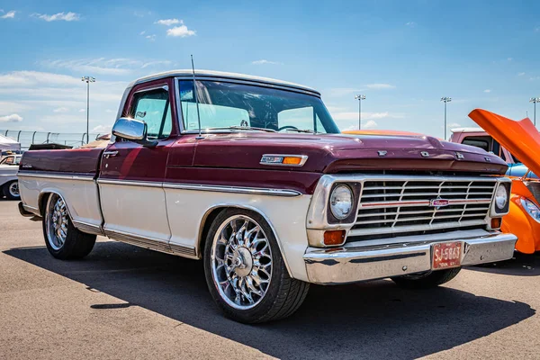 Lebanon May 2022 Low Perspective Front Corner View 1969 Ford — Foto de Stock