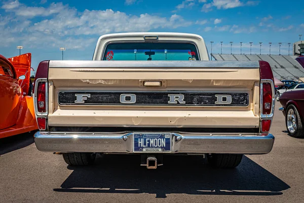 Lebanon May 2022 Low Perspective Rear View 1969 Ford F100 — Stok fotoğraf