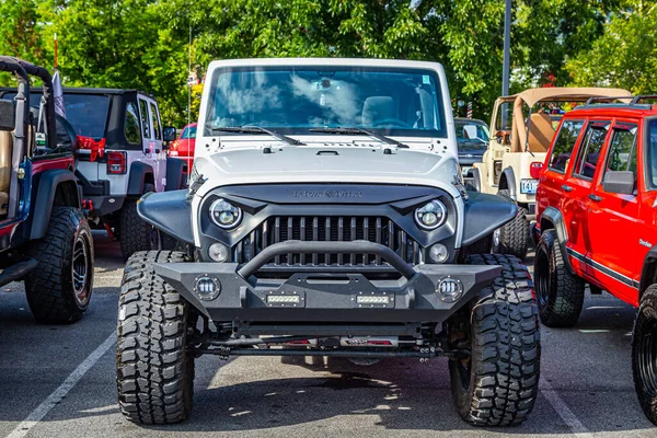 Pigeon Forge August 2017 Modified Jeep Wrangler Sport Unlimited Hardtop — Stock Fotó