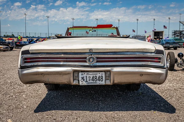 Lebanon May 2022 Low Perspective Rear View 1965 Buick Skylark — Fotografia de Stock