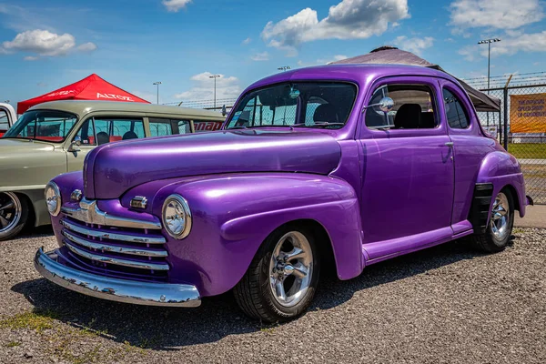 Lebanon May 2022 Low Perspective Front Corner View 1946 Ford — 스톡 사진